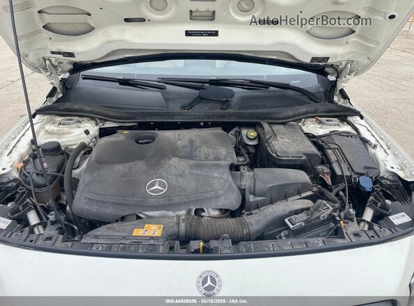 WDCTG4GB6JJ423372 2018 MERCEDES-BENZ GLA 250 White Вид підкапотного простору