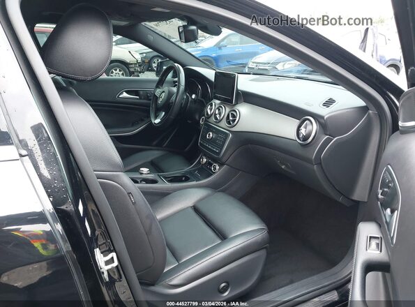 WDCTG4GB9HJ338357 2017 MERCEDES-BENZ GLA 250 Black 