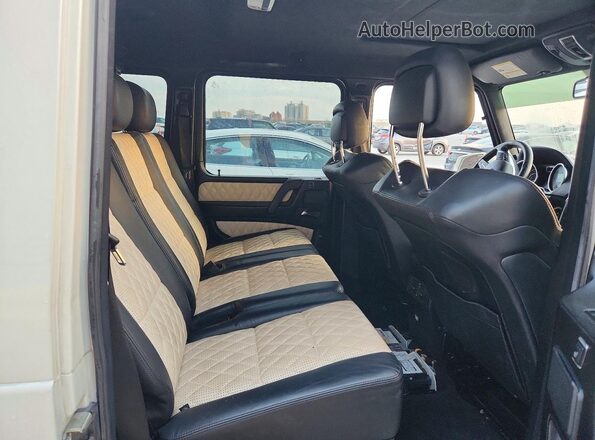 WDCYC7DF4GX243761 2016 MERCEDES-BENZ G-CLASS White Սալոնի հետևի տեսք