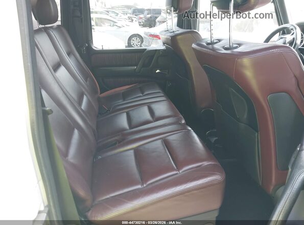 WDCYC7DH8JX285469 2018 MERCEDES-BENZ AMG G 63 White Widok naklejki z numerem VIN