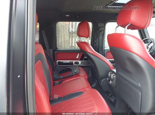 WDCYC7HJXKX324898 2019 MERCEDES-BENZ AMG G 63 Black VIN sticker view