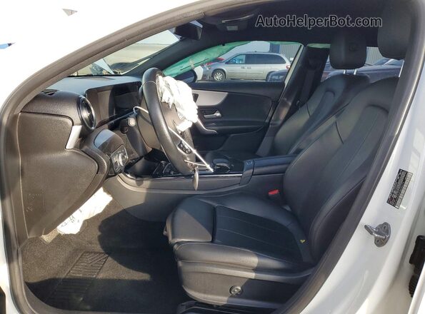 WDD3G4EB0KW020779 2019 MERCEDES-BENZ A White Front interior view