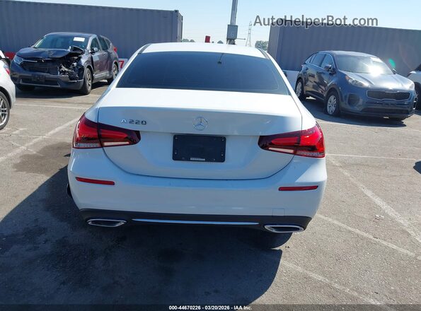 WDD3G4EB2LW038184 2020 MERCEDES-BENZ A 220 White 