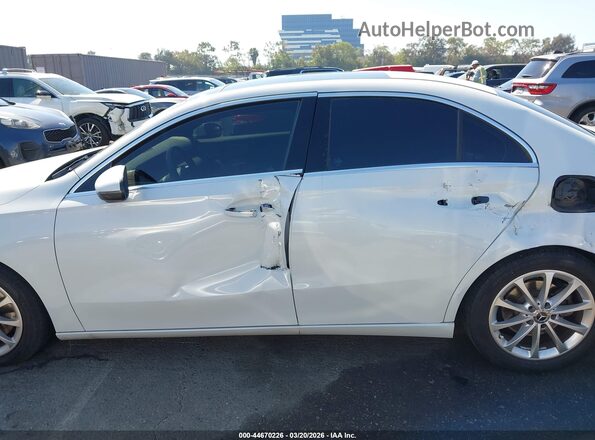 WDD3G4EB2LW038184 2020 MERCEDES-BENZ A 220 White Widok wnętrza 360 stopni