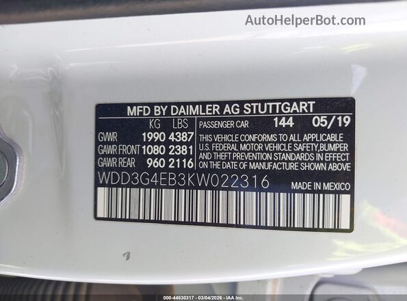 WDD3G4EB3KW022316 2019 MERCEDES-BENZ A 220 White Vista del compartimento del motor