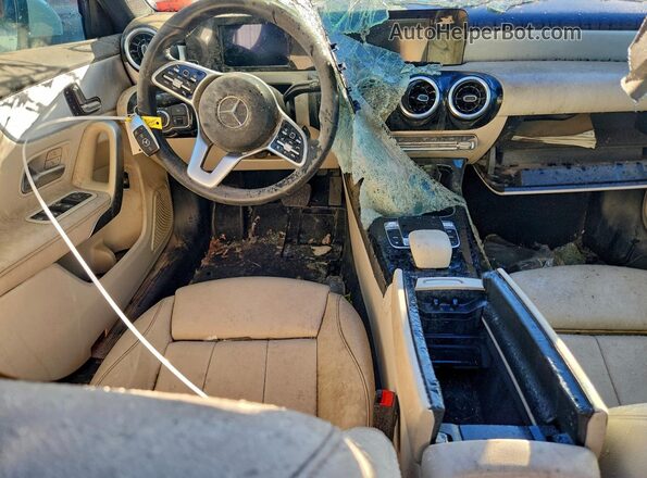 WDD3G4EB5KW036119 2019 MERCEDES-BENZ A White Vista del salpicadero