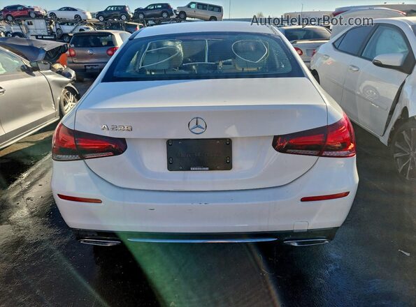 WDD3G4EB5KW036119 2019 MERCEDES-BENZ A White Vista trasera