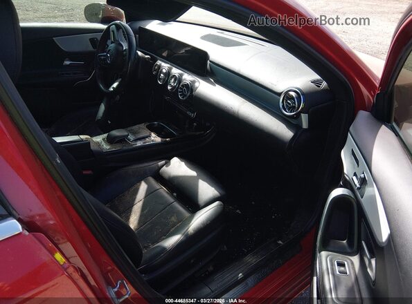 WDD3G4EB8KW014387 2019 MERCEDES-BENZ A 220 Red Widok wnętrza z przodu
