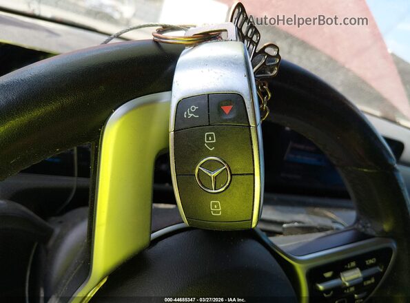 WDD3G4EB8KW014387 2019 MERCEDES-BENZ A 220 Red Widok deski rozdzielczej