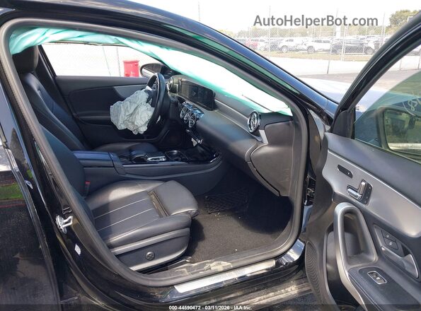 WDD3G4EB9KW031859 2019 MERCEDES-BENZ A 220 Black Widok wnętrza z przodu