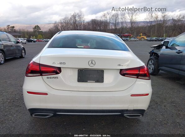 WDD3G4FB6KW032689 2019 MERCEDES-BENZ A 220 White 