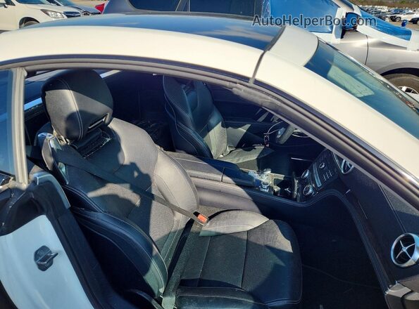 WDDJK6GA2KF056866 2019 MERCEDES-BENZ SL White Вид задніх сидінь