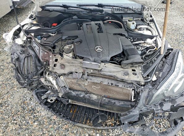 WDDKJ6FB1GF330910 2016 MERCEDES-BENZ E White Вид задньої частини салону