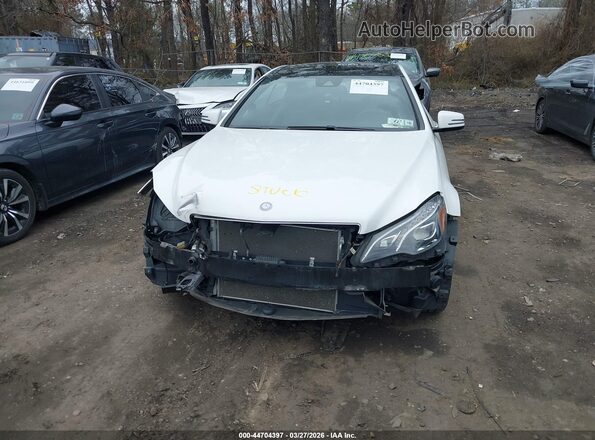 WDDKJ6HBXGF327291 2016 MERCEDES-BENZ E-CLASS White Widok wnętrza z tyłu