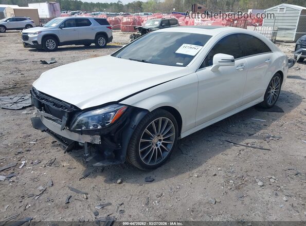 WDDLJ6HB3GA160130 2016 MERCEDES-BENZ CLS-CLASS Белый Передняя левая четверть