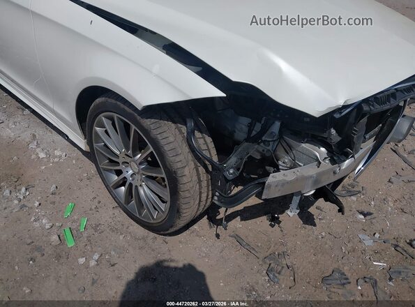 WDDLJ6HB3GA160130 2016 MERCEDES-BENZ CLS-CLASS Белый Вид спереди