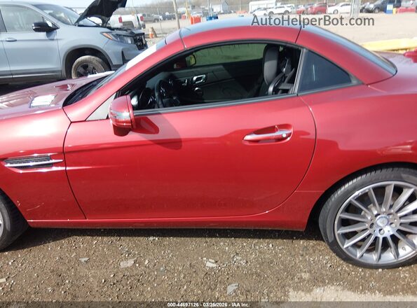 WDDPK3JA0HF137262 2017 MERCEDES-BENZ SLC 300 Красный 