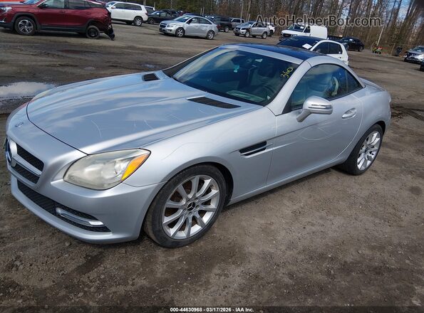 WDDPK3JA6GF119394 2016 MERCEDES-BENZ SLK 300 Серебряный Передняя левая четверть