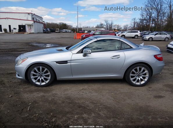 WDDPK3JA6GF119394 2016 MERCEDES-BENZ SLK 300 Серебряный Панорамный вид салона 360°