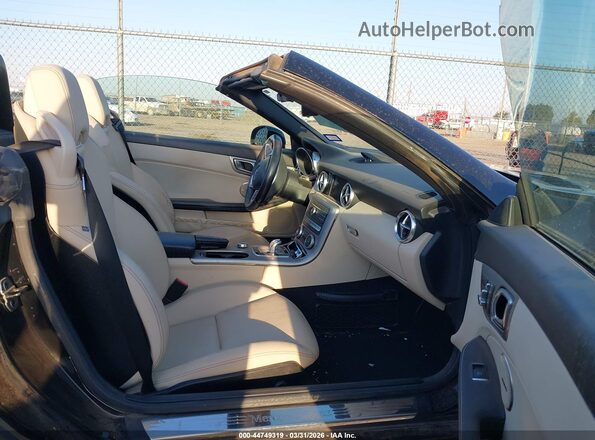 WDDPK3JA8HF144086 2017 MERCEDES-BENZ SLC 300 Черный 