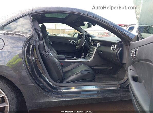 WDDPK3JA8KF160926 2019 MERCEDES-BENZ SLC 300 Black 