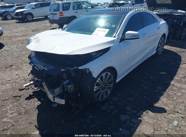 WDDSJ4EB0JN692312 2018 MERCEDES-BENZ CLA 250 White წინა მარცხენა ხედი სამი მეოთხედიდან