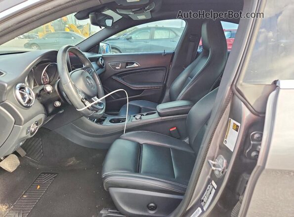 WDDSJ4EB0KN768466 2019 MERCEDES-BENZ CLA-CLASS Gray წინა სალონის ხედი