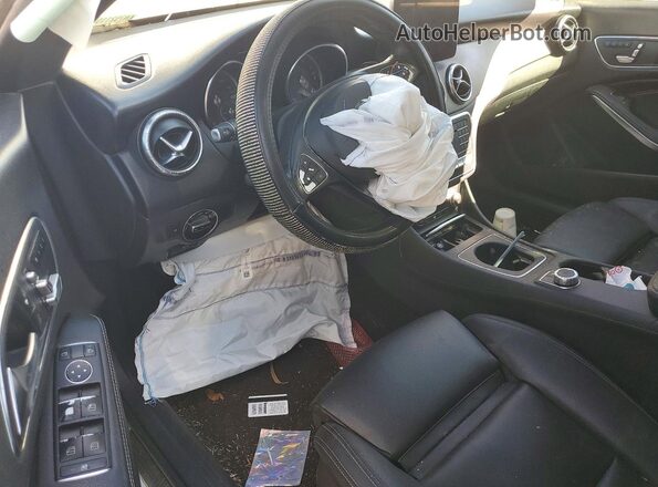WDDSJ4EB1KN752115 2019 MERCEDES-BENZ CLA-CLASS White Vista del salpicadero