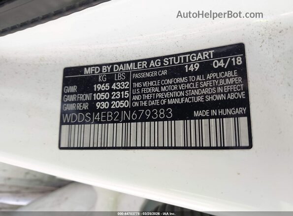 WDDSJ4EB2JN679383 2018 MERCEDES-BENZ CLA 250 White Vista del compartimento del motor