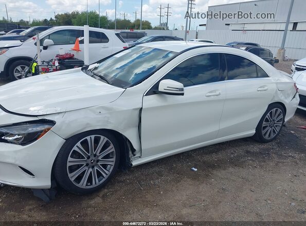 WDDSJ4EB3JN550763 2018 MERCEDES-BENZ CLA 250 White Widok z przodu