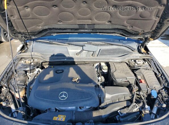 WDDSJ4EB7KN754211 2019 MERCEDES-BENZ CLA-CLASS Black Rear interior view