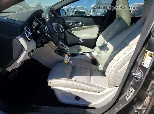 WDDSJ4EB8KN736817 2019 MERCEDES-BENZ CLA-CLASS Серый Вид салона спереди