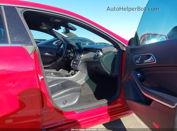 WDDSJ4EB9JN590412 2018 MERCEDES-BENZ CLA 250 Красный 