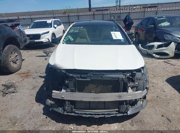 WDDSJ4GB7HN468090 2017 MERCEDES-BENZ CLA 250 White Սալոնի հետևի տեսք