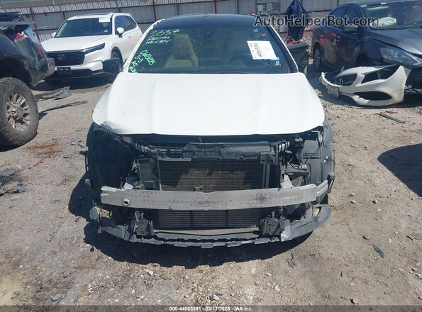 WDDSJ4GB7HN468090 2017 MERCEDES-BENZ CLA 250 White Դիմացի տեսք