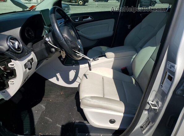 WDDVP9AB3HJ013083 2017 MERCEDES-BENZ B-CLASS Silver Սալոնի դիմացի տեսք
