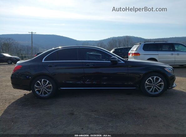 WDDWF4JB6JR401748 2018 MERCEDES-BENZ C-CLASS Black Вид задньої частини салону