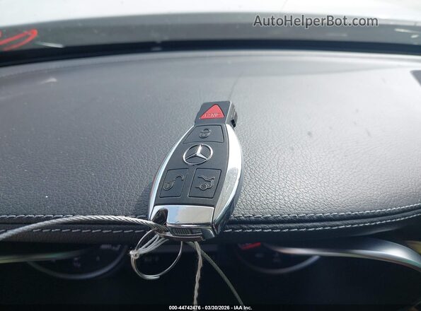 WDDWJ6EB3HF536699 2017 MERCEDES-BENZ AMG C 43 White Вид панелі приладів