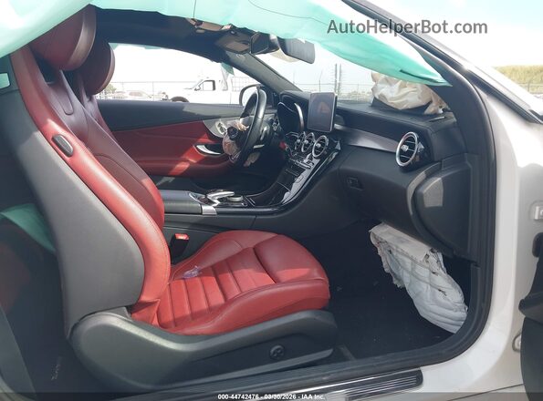 WDDWJ6EB3HF536699 2017 MERCEDES-BENZ AMG C 43 White Вид салону спереду