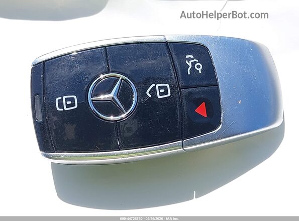 WDDZF4JB4HA007834 2017 MERCEDES-BENZ E-CLASS White Widok deski rozdzielczej