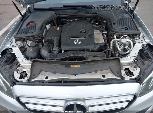 WDDZF4JB5HA067976 2017 MERCEDES-BENZ E-CLASS Silver Widok z tyłu