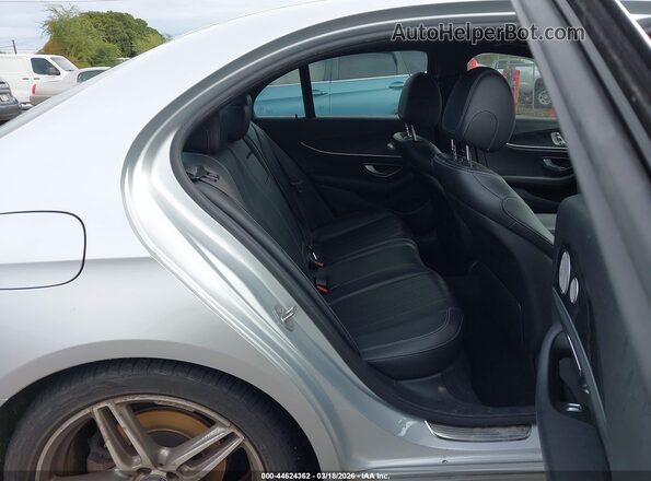 WDDZF4JB5HA067976 2017 MERCEDES-BENZ E-CLASS Silver Widok naklejki z numerem VIN