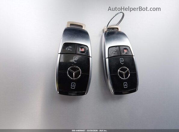 WDDZF4JB7KA681404 2019 MERCEDES-BENZ E-CLASS White Widok deski rozdzielczej