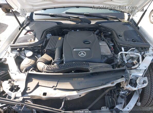 WDDZF4JB7KA681404 2019 MERCEDES-BENZ E-CLASS White Widok z tyłu