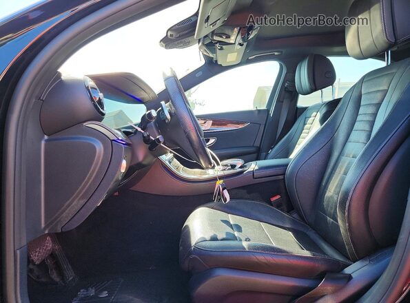 WDDZF4JB8HA041596 2017 MERCEDES-BENZ E Black Vista interior delantera