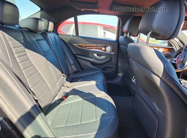 WDDZF4JB8HA041596 2017 MERCEDES-BENZ E Black Vista de los asientos traseros