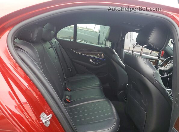 WDDZF4KB3HA063102 2017 MERCEDES-BENZ E Красный Вид задних сидений