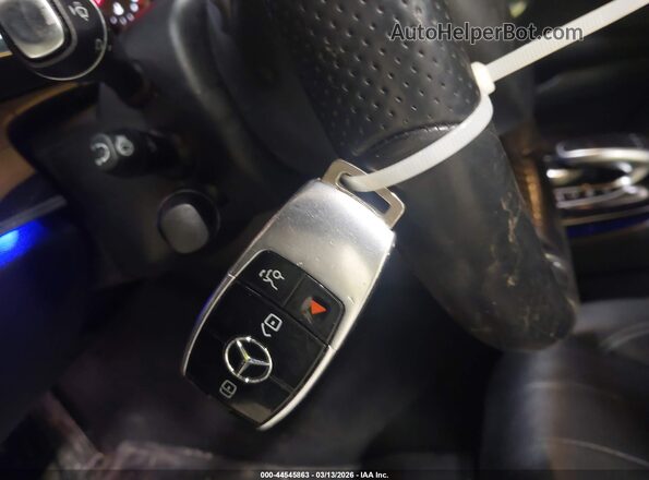 WDDZF4KB6HA157085 2017 MERCEDES-BENZ E-CLASS Черный Вид панели приборов