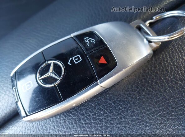 WDDZF4KB6KA502168 2019 MERCEDES-BENZ E-CLASS Белый Вид панели приборов