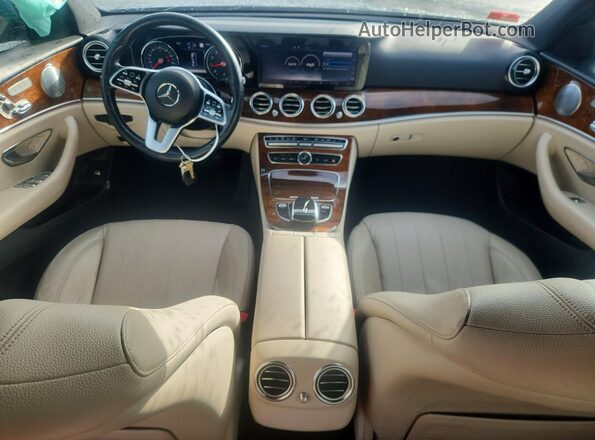WDDZF4KB6KA596181 2019 MERCEDES-BENZ E Black Widok deski rozdzielczej